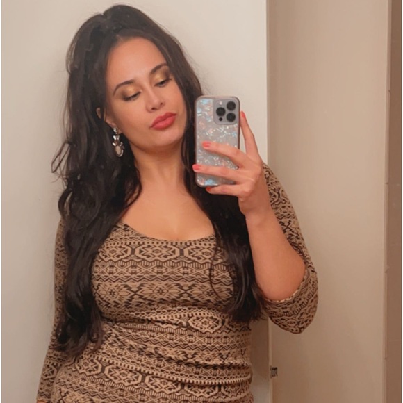 Meet your Posher, Ibeth - Picture 2 of 2